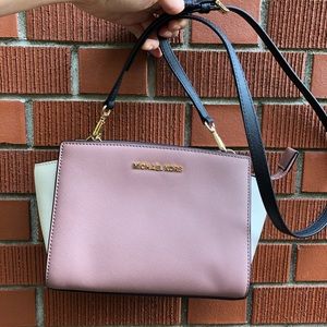 Michael Kors Selma crossbody mini pink bag